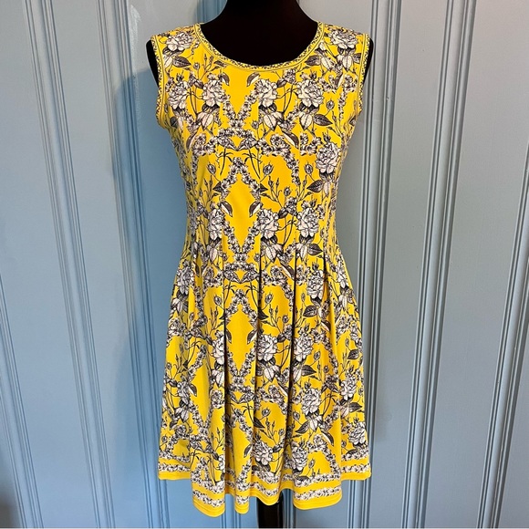 Max Studio Sleeveless Dress Full Skirt Yellow with Black & White Floral Pattern - Picture 1 of 11